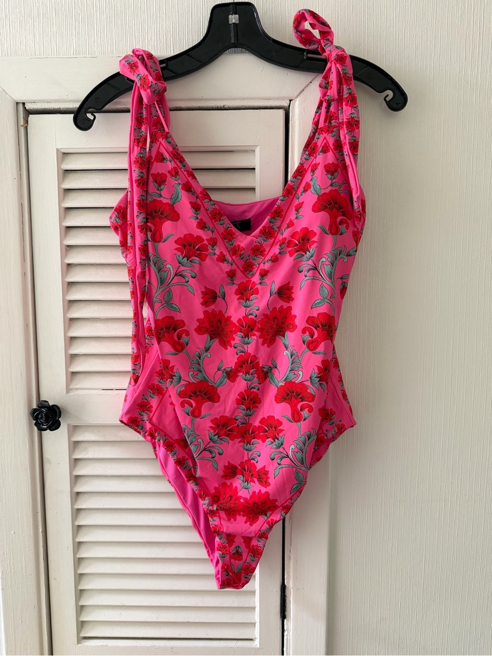Beach Riot Akira Red Pink Floral Print Swimsuit bow tie straps Sz Large NWT - Picture 5 of 11